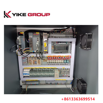 YK-2000 Semi-Auto Stitcher Machine Single Piece van YIKE GROUP