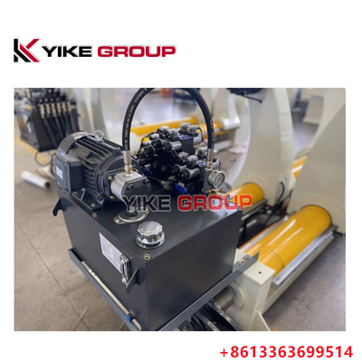 YK-2500 Rolpapier Onwinder Hydraulische schachtloze molen rolstand Gebruik voor gegolfde kartonnen fabriek